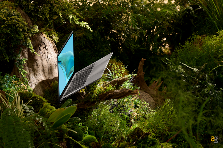 portatile-oled-piu-sottile-mondo-asus-lancia-zenbook-s-13-oled-1cm-1kg