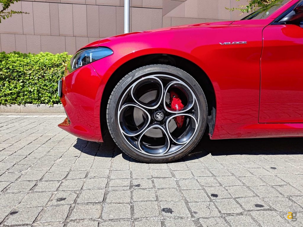 recensione-asus-zenfone-10