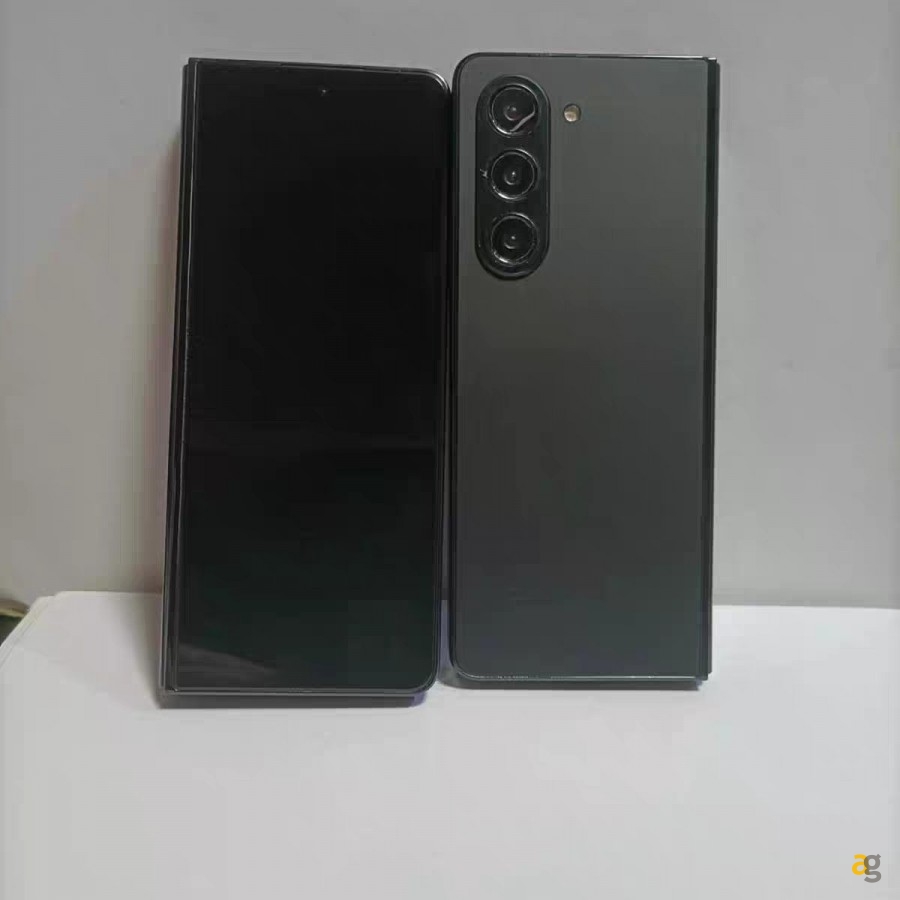 samsung-novita-pieghevoli-svelato-prezzo-z-flip5-ecco-design-z-fold