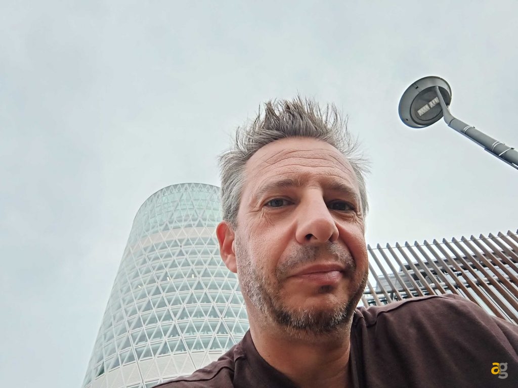 smartphone-entro-299-euro-confronto-realme-11pro-oppo-a98-honor-90-lite-redmi-note-12-pro-poco-x5-pro