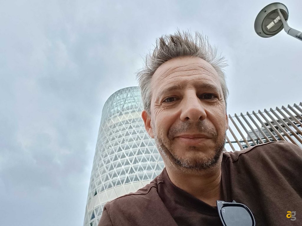 smartphone-entro-299-euro-confronto-realme-11pro-oppo-a98-honor-90-lite-redmi-note-12-pro-poco-x5-pro