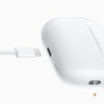Apple-AirPods-Pro-2nd-generation-USB-C-connection-230912_inline.jpg.large