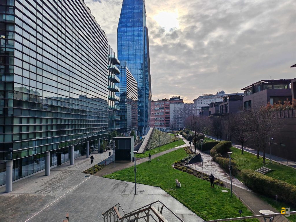 qual-fold-migliore-galaxy-fold-5-vs-honor-v2-vs-oneplus-open