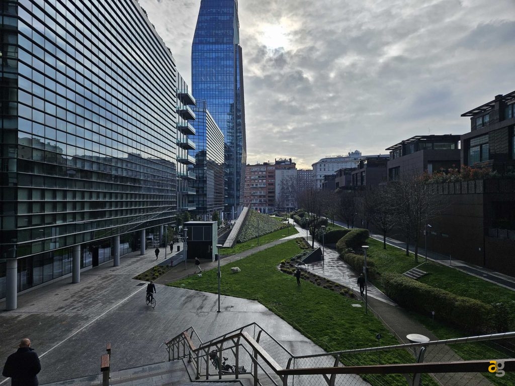 qual-fold-migliore-galaxy-fold-5-vs-honor-v2-vs-oneplus-open