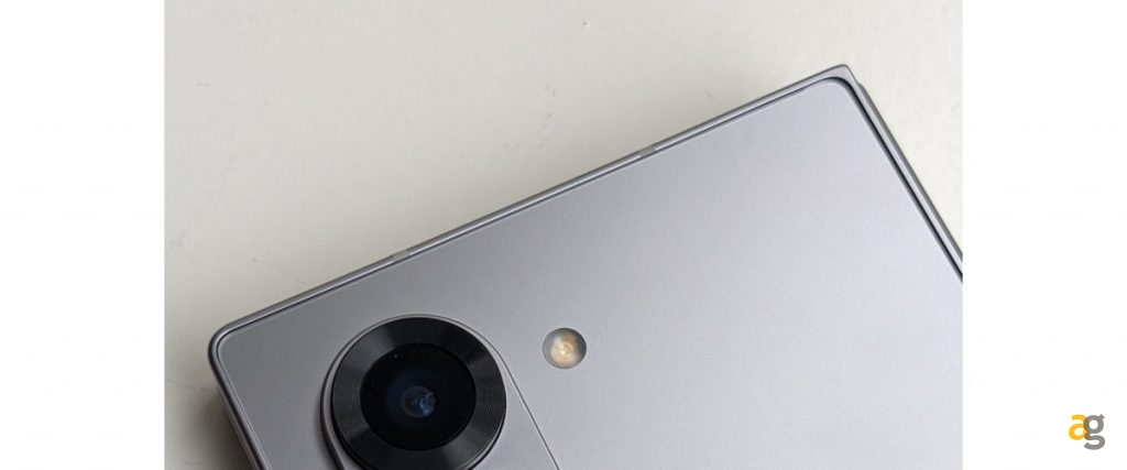 samsung-galazy-z-fold6-trapelano-immagini-vivo-cpu-leak