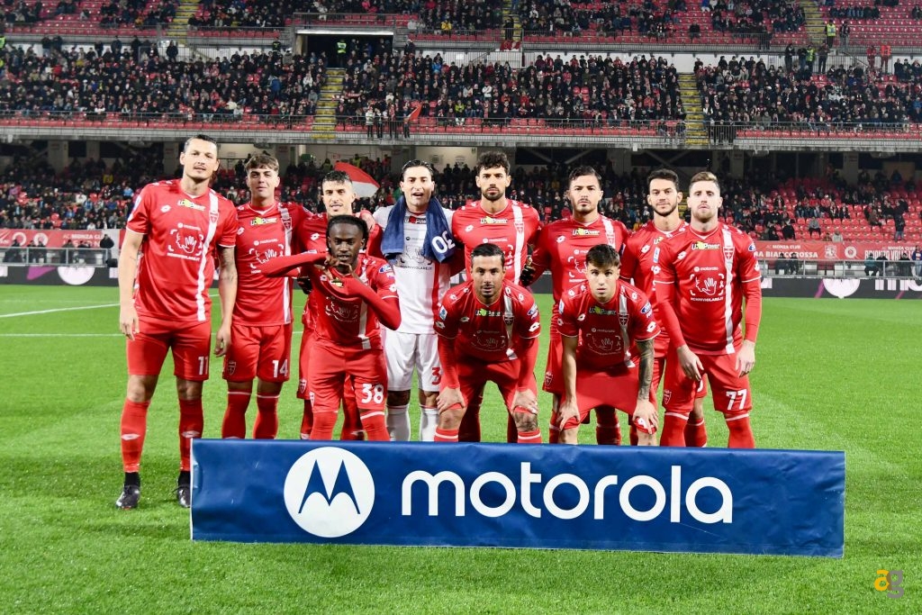 nonmiviolare-motorola-telefono-rosa-combattere-revenge-porn