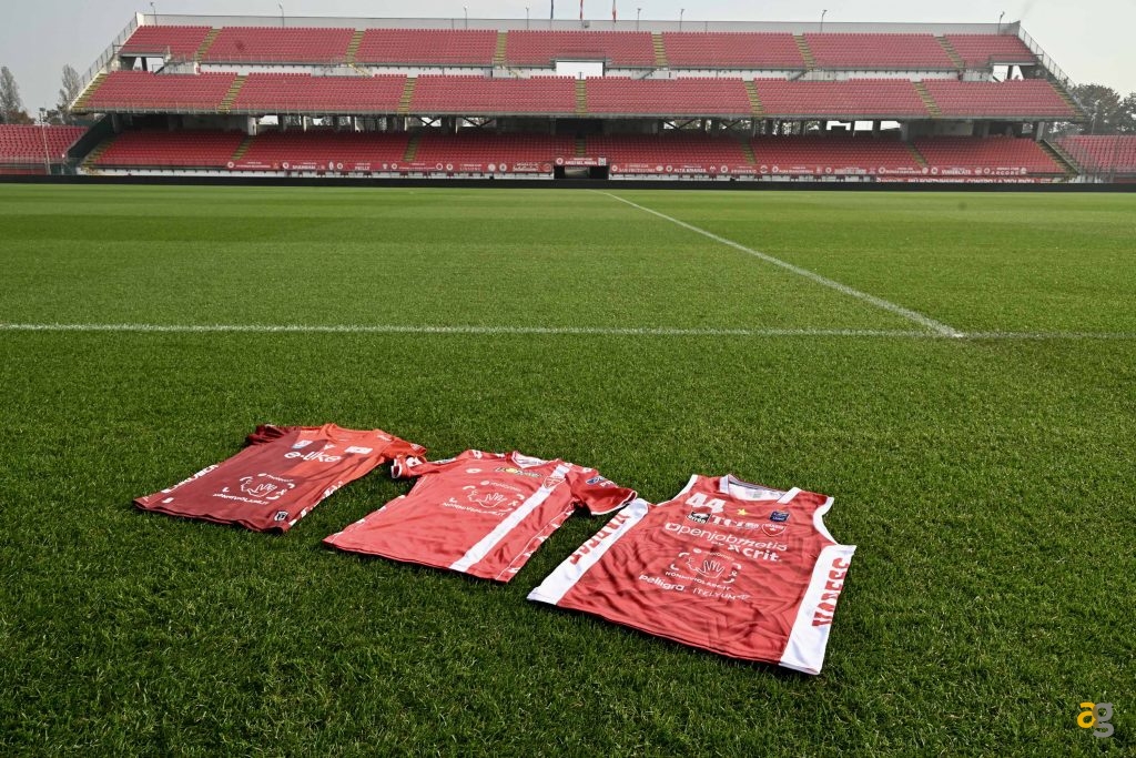 nonmiviolare-motorola-telefono-rosa-combattere-revenge-porn