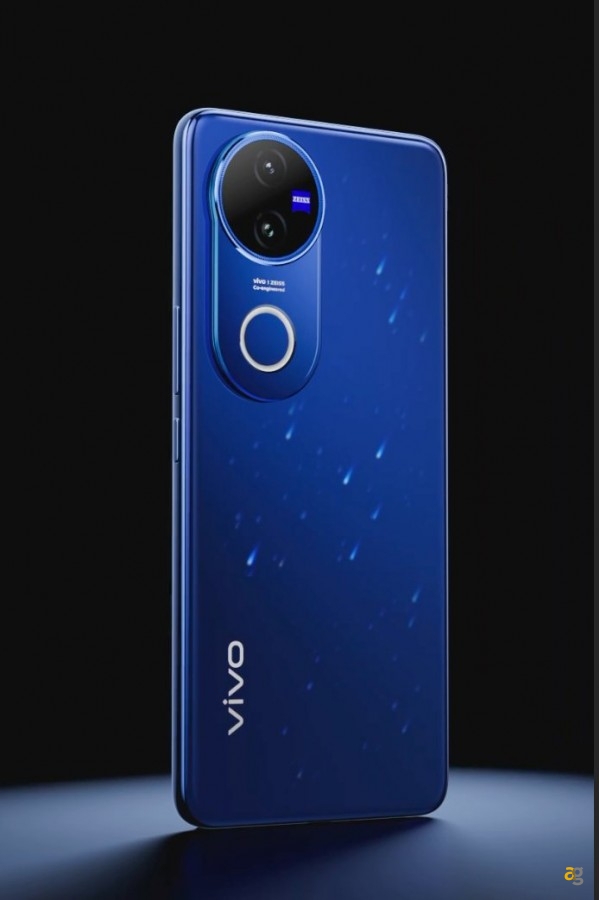 vivo-v50-arrivo-design-premium-fotocamere-zeiss-batteria-6000-mah