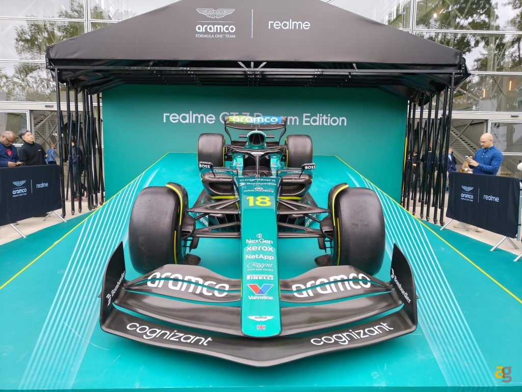 recensione-realme-gt-7t