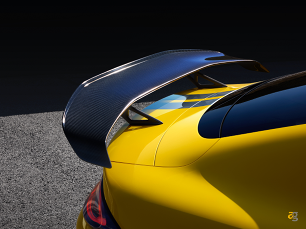 xiaomi-su7-ultra-entra-gran-turismo-7-realta-simulazione