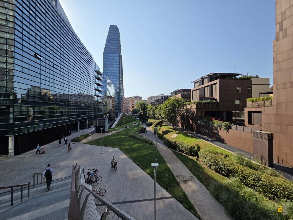 confronto-galaxy-s25-honor-400-pro-realme-gt7-poco-f7-ultra-miglior-telefono-600-euro