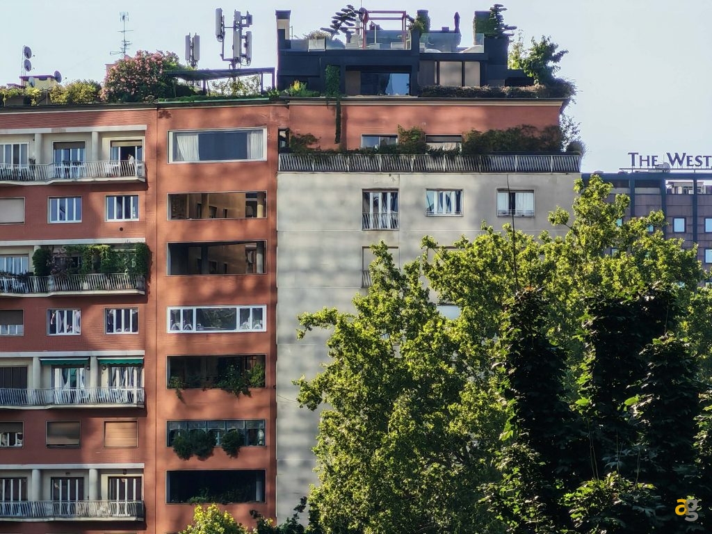 confronto-galaxy-s25-honor-400-pro-realme-gt7-poco-f7-ultra-miglior-telefono-600-euro