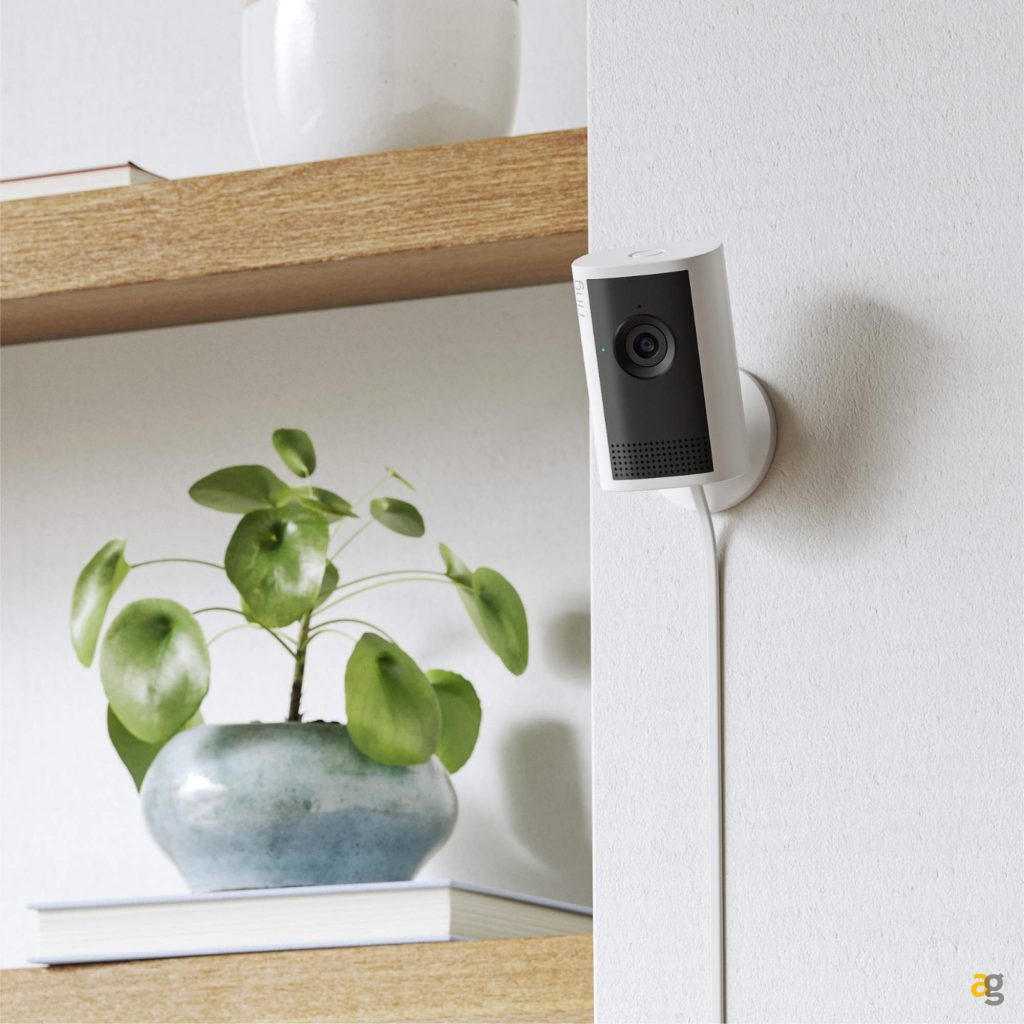 amazon-novita-2025-nuovi-echo-ai-generativa-fire-tv-qled-videocamere-blink-ring-specifiche-prezzi