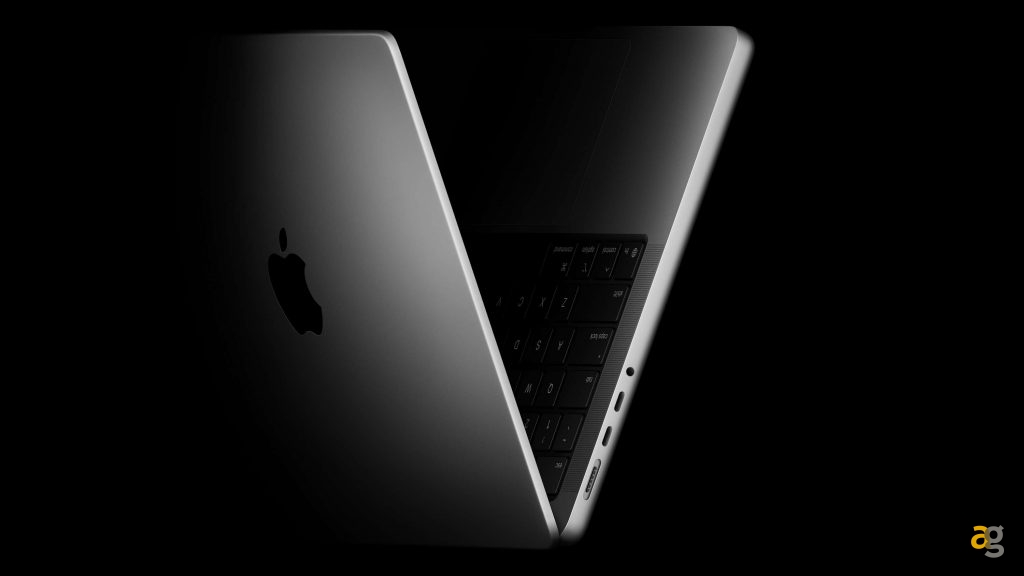 Apple-MacBook-Pro-14-in-hero-251015_risultato
