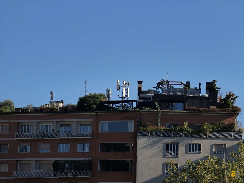 recensione-oppo-find-x9-pro-obiettivi-intercambiabili