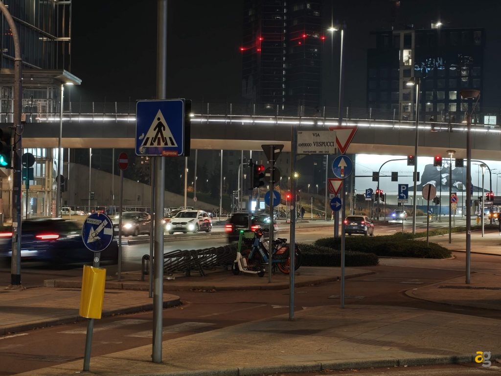 recensione-oneplus-15