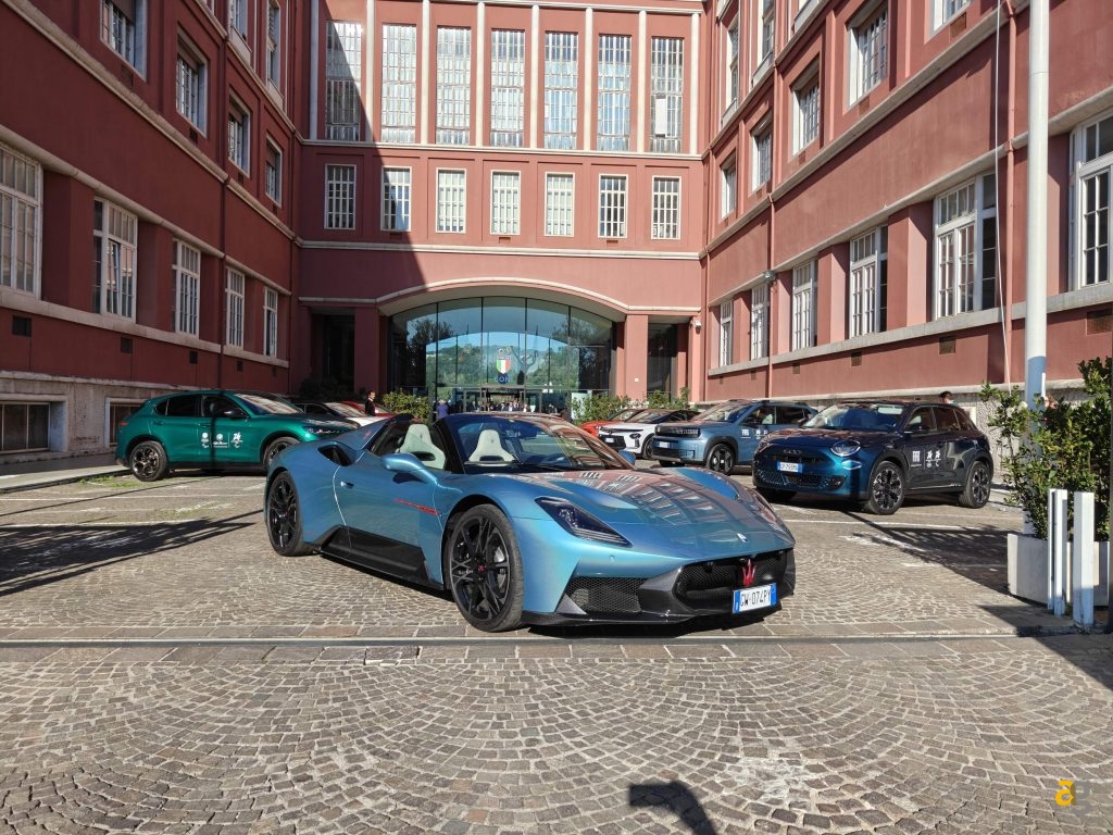 recensione-oneplus-15