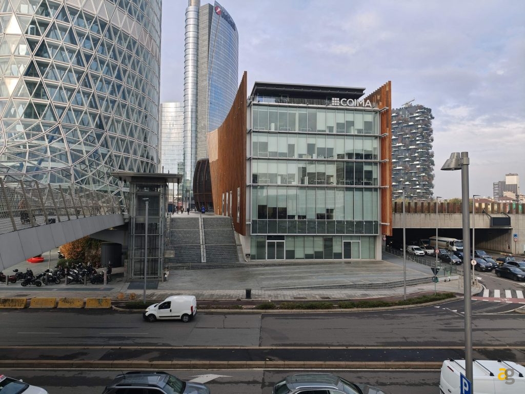 confronto-top-iphone-17-galaxy-s25-pixel-10-poco-f7-realme-gt8-oppo-x9-huawei-pura-vivo-x300