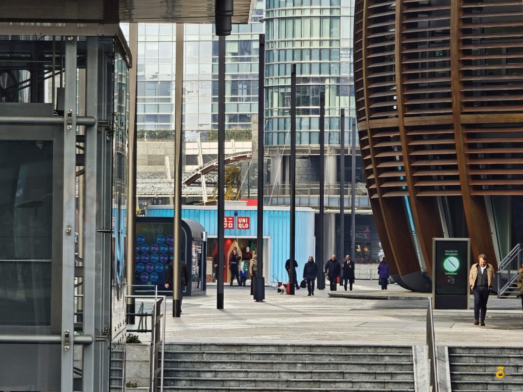 confronto-top-iphone-17-galaxy-s25-pixel-10-poco-f7-realme-gt8-oppo-x9-huawei-pura-vivo-x300