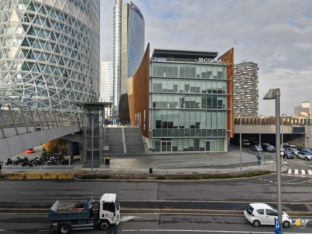 confronto-top-iphone-17-galaxy-s25-pixel-10-poco-f7-realme-gt8-oppo-x9-huawei-pura-vivo-x300