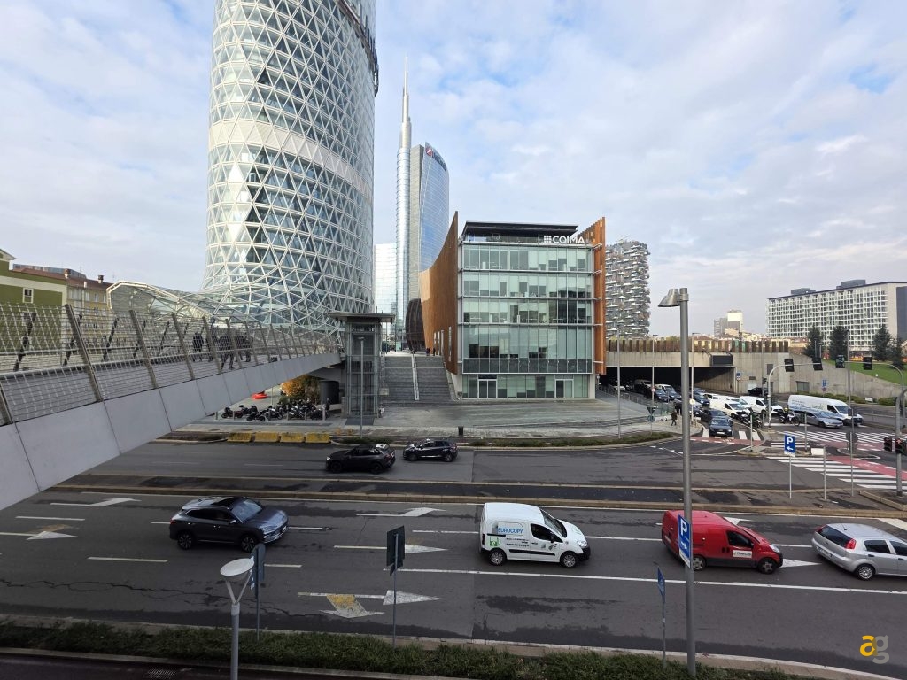 confronto-top-iphone-17-galaxy-s25-pixel-10-poco-f7-realme-gt8-oppo-x9-huawei-pura-vivo-x300