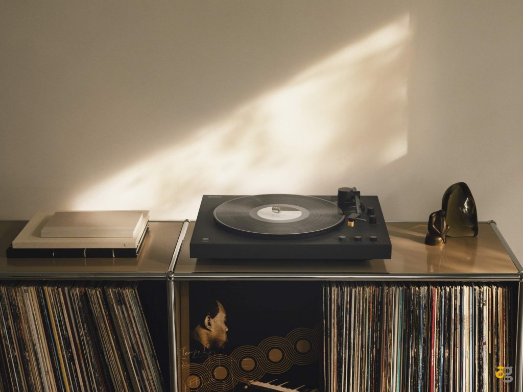 sony-rinnova-ascolto-vinile-presentati-giradischi-wireless-ps-lx3bt-ps-lx5bt