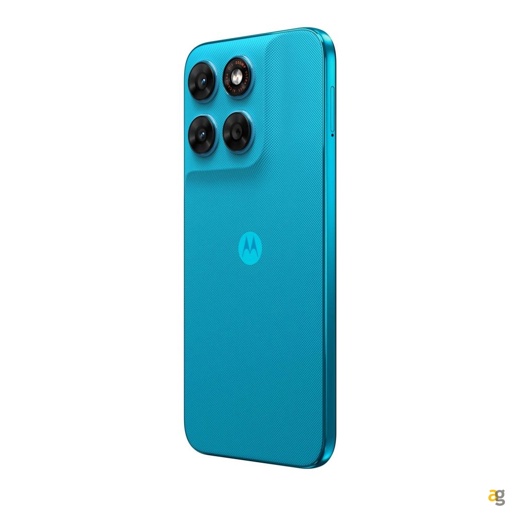 motorola-svela-moto-g87-fotocamera-200-mp-resistenza-grado-militare-per-fascia-media