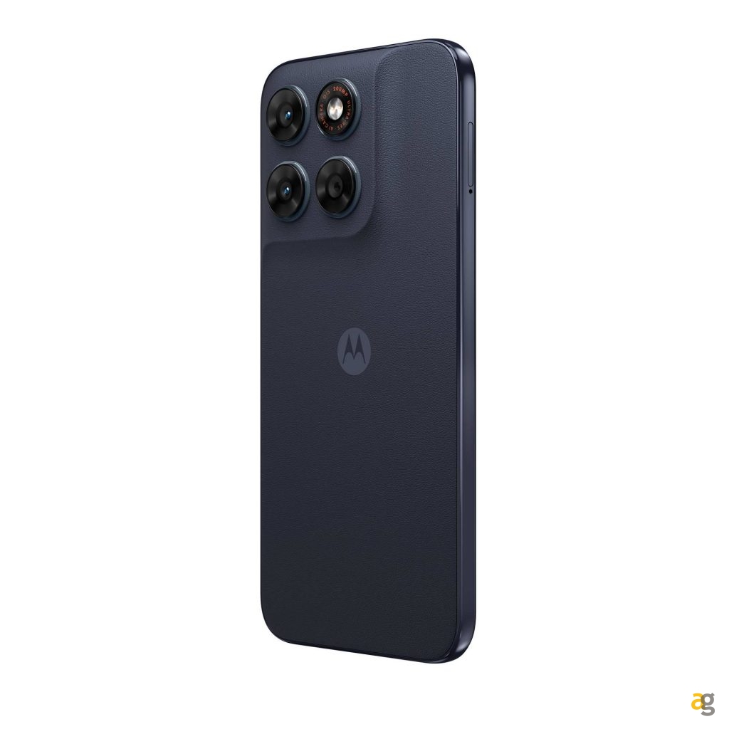 motorola-svela-moto-g87-fotocamera-200-mp-resistenza-grado-militare-per-fascia-media
