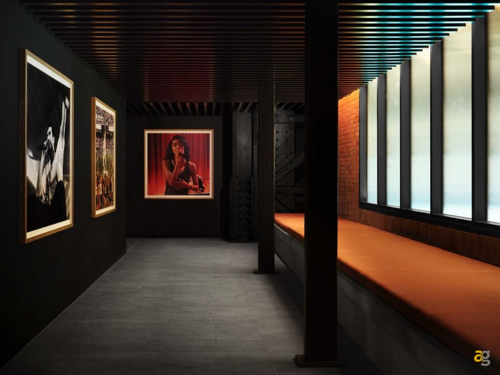 apple-inaugura-apple-music-hall-londra-nuovo-spazio-per-musica-vivo-produzione-audio-spaziale