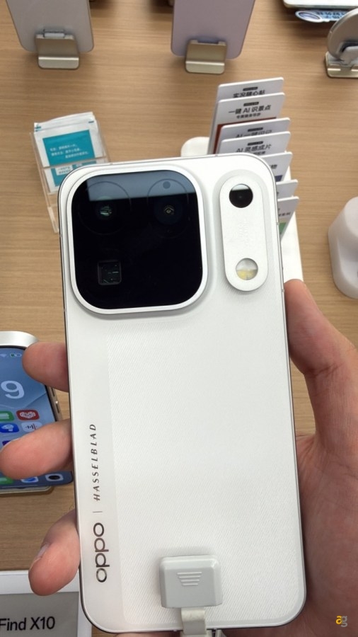 anteprima-oppo-find-x10-nuovi-smartphone-mostrano-negozi-cinesi-prima-lancio
