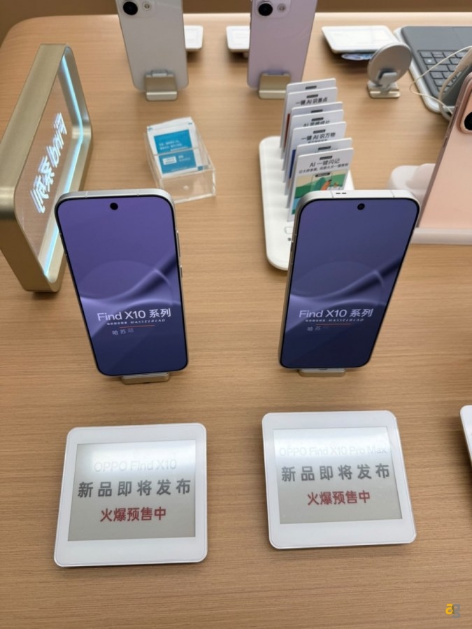 anteprima-oppo-find-x10-nuovi-smartphone-mostrano-negozi-cinesi-prima-lancio