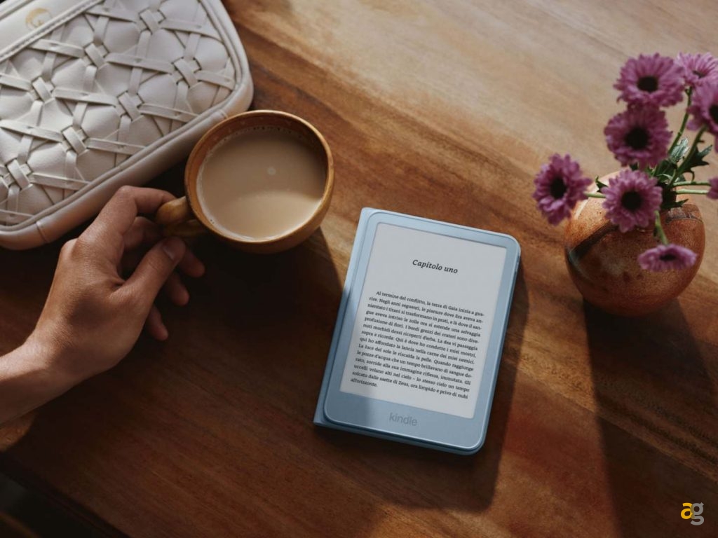 amazon-rinnova-suoi-reader-kindle-alluminio-paperwhite-nuovo-colorsoft-specifiche-prezzi